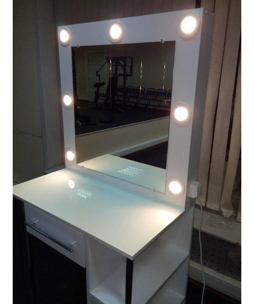 Зеркало визажиста "Alone"